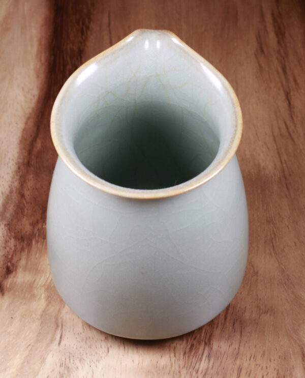 Top view of Lin's Ceramics Tea Pourer - Song Dynasty Style Teaware