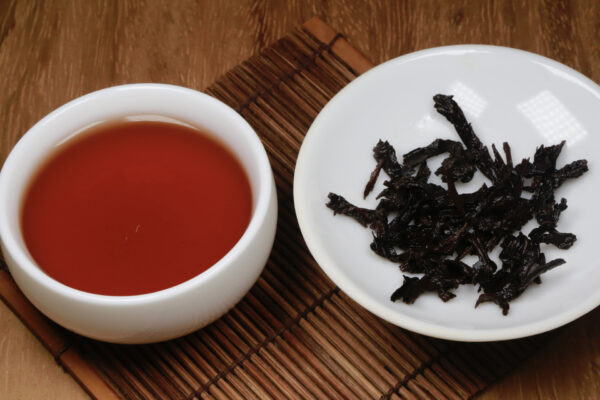 Aged Shuixian Oolong on the Table - Aged Tea From the Early 1980s