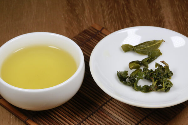 Dayuling Oolong Tea On a Table - Premium Taiwan High Mountain Oolong